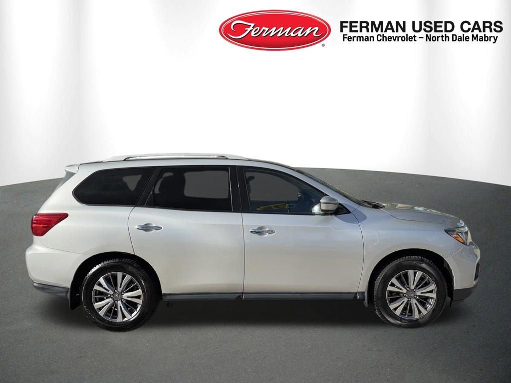 2020 Nissan Pathfinder S