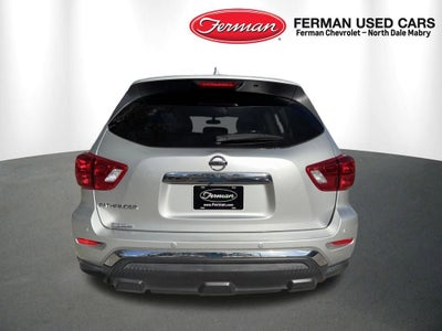 2020 Nissan Pathfinder S