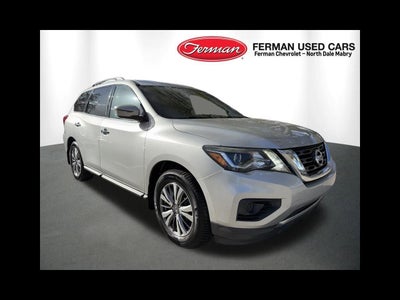 2020 Nissan Pathfinder S