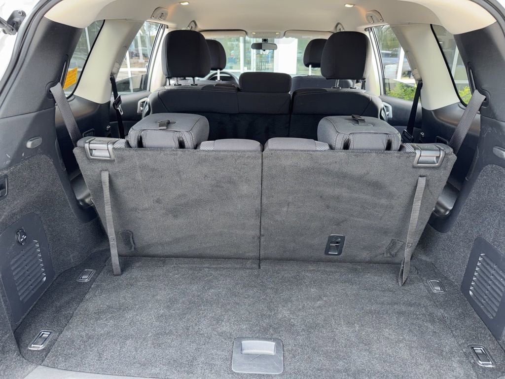 2020 Nissan Pathfinder S