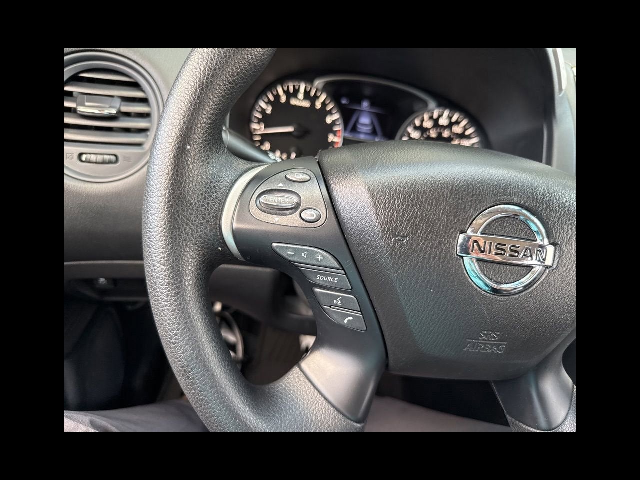2020 Nissan Pathfinder S
