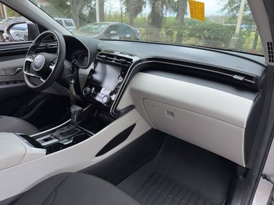 2022 Hyundai Tucson SE