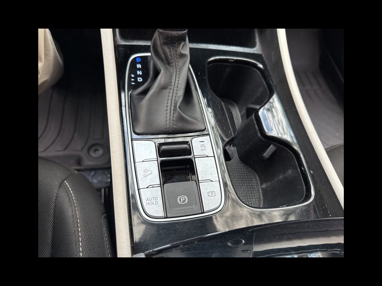 2022 Hyundai Tucson SE