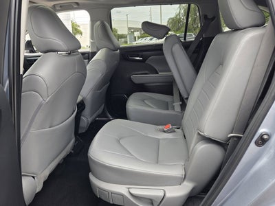 2024 Toyota Highlander XLE