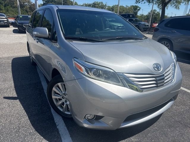 2017 Toyota Sienna L