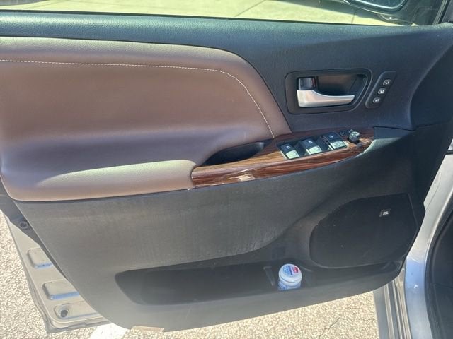 2017 Toyota Sienna L