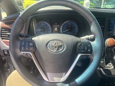 2017 Toyota Sienna L