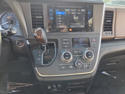 2017 Toyota Sienna Limited