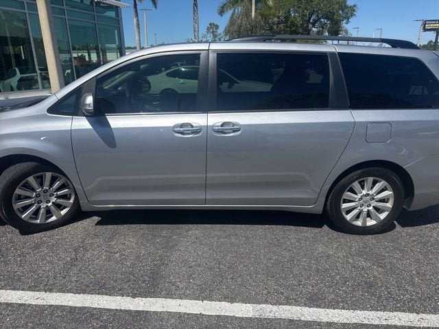 2017 Toyota Sienna L
