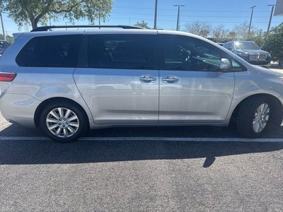 2017 Toyota Sienna L