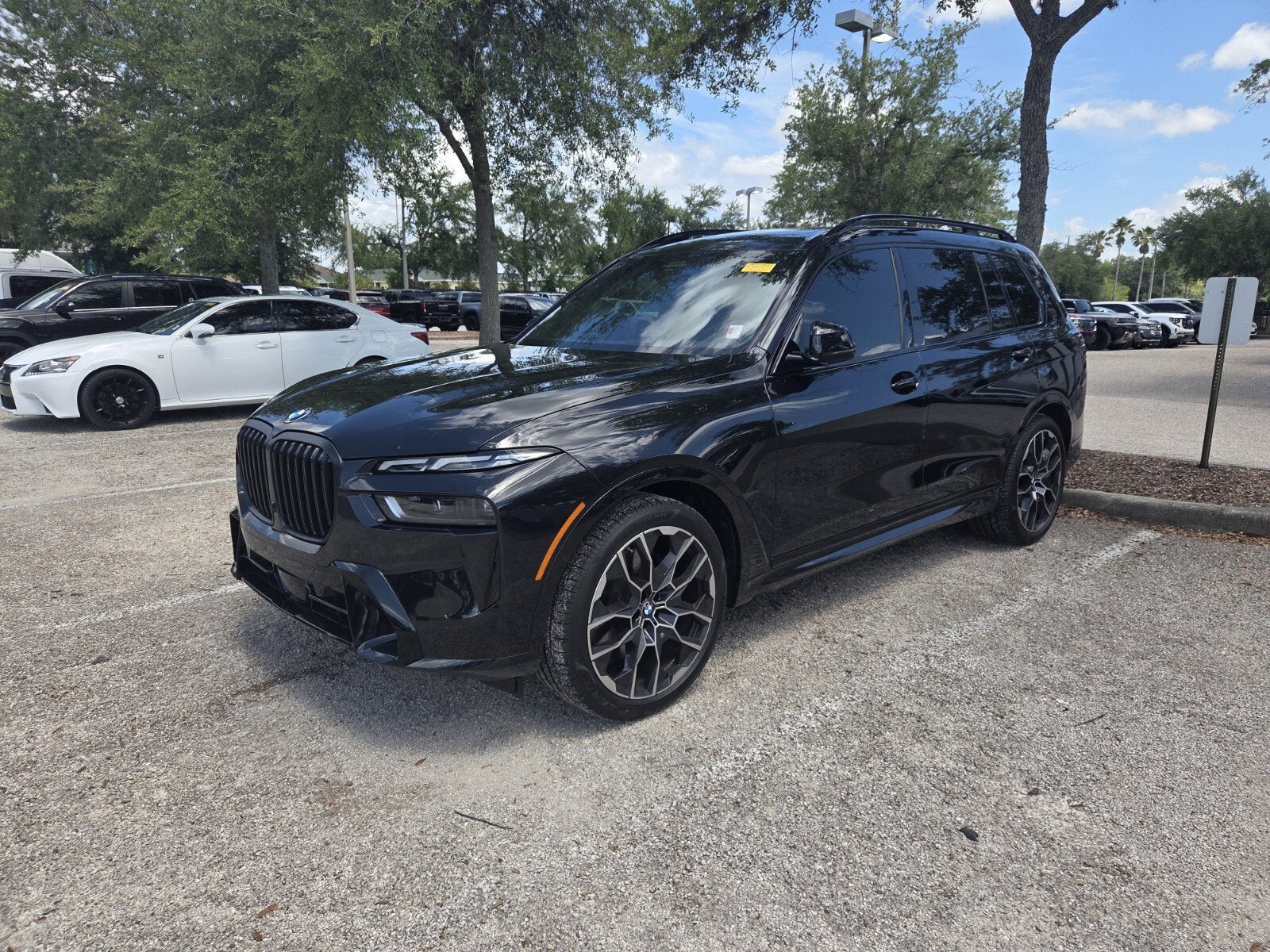 2025 BMW X7 xDrive40i