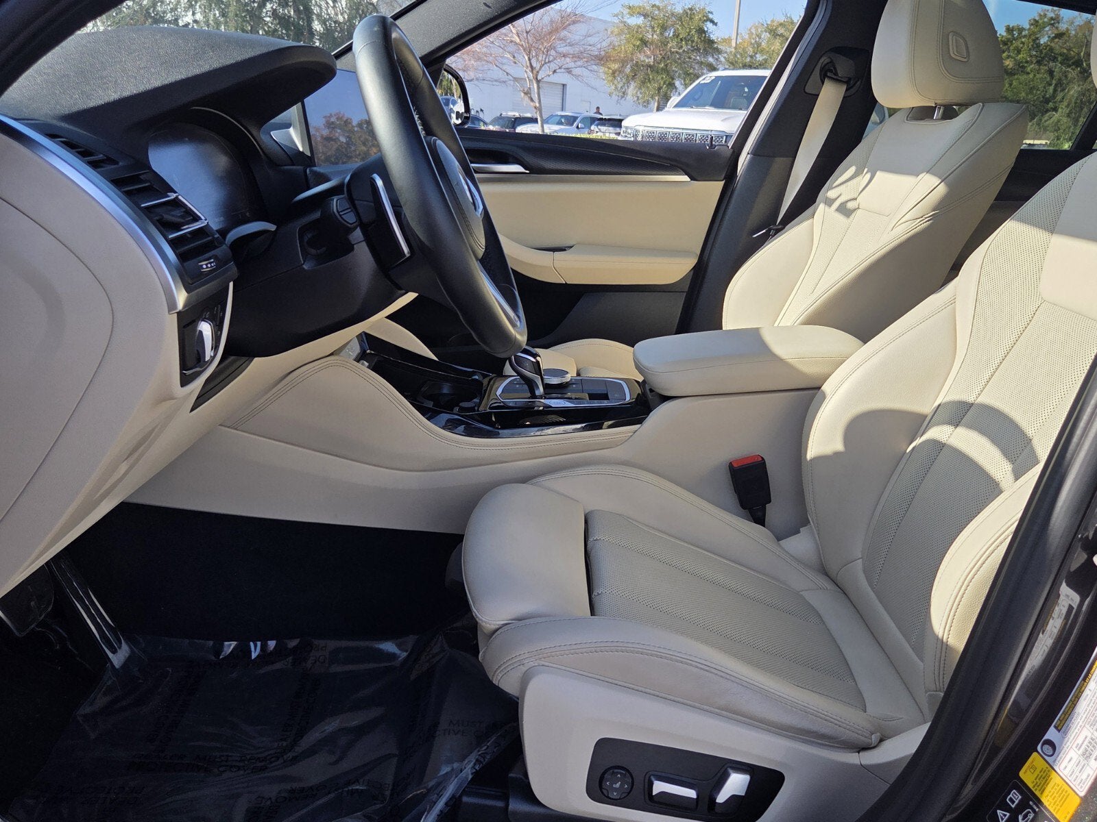 2022 BMW X4 xDrive30i