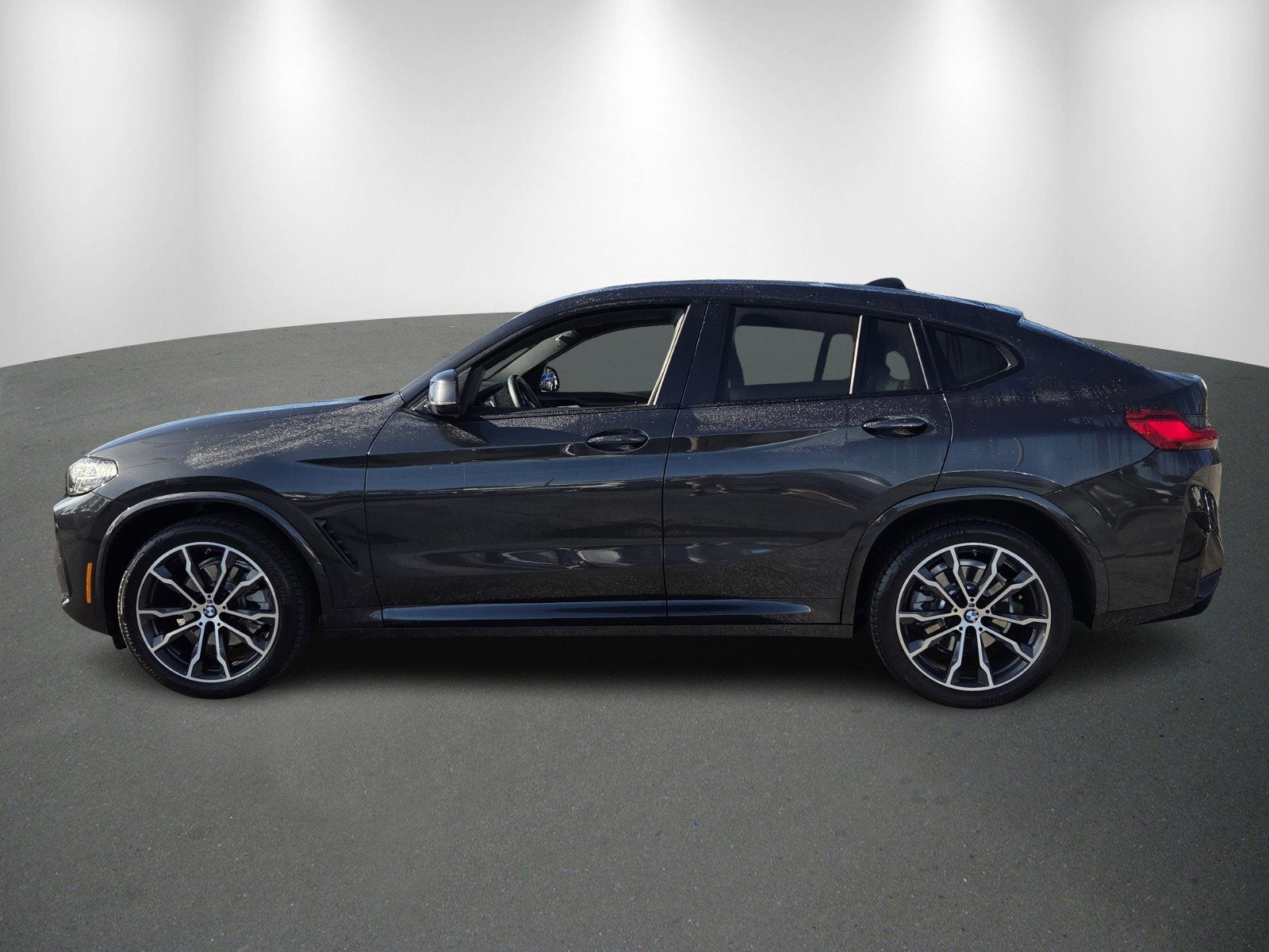 2022 BMW X4 xDrive30i
