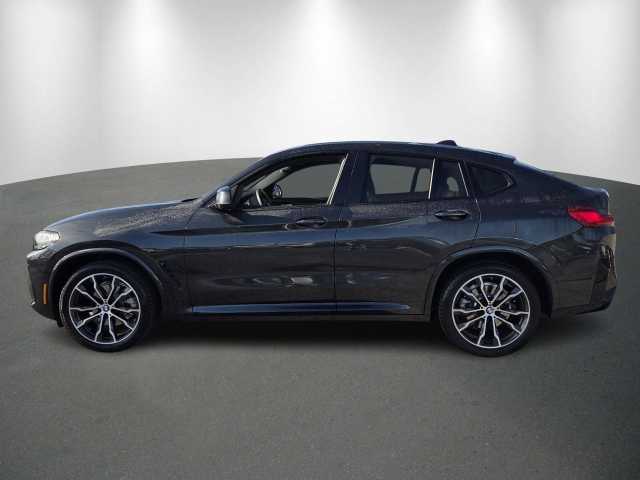 2022 BMW X4 xDrive30i
