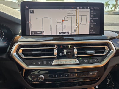 2025 BMW X4 xDrive30i