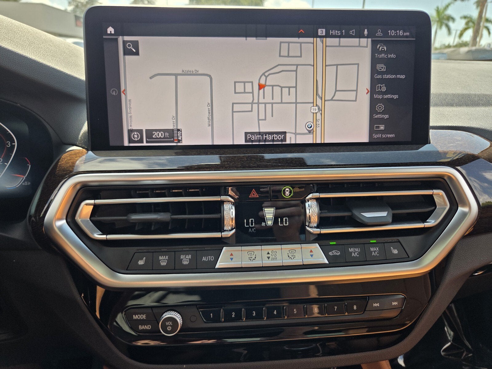 2025 BMW X4 xDrive30i