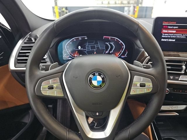 2025 BMW X4 xDrive30i