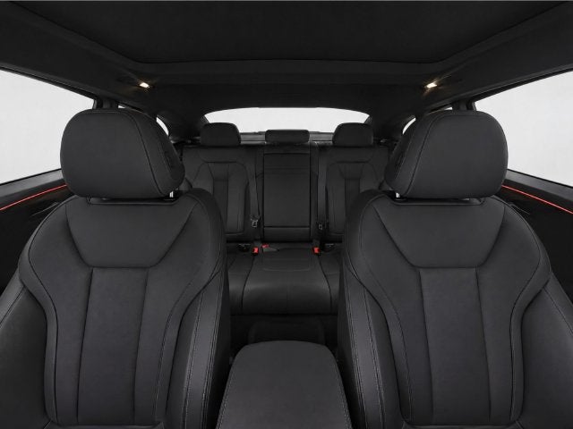 2025 BMW X4 xDrive30i