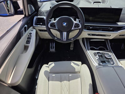 2026 BMW X7 M60i