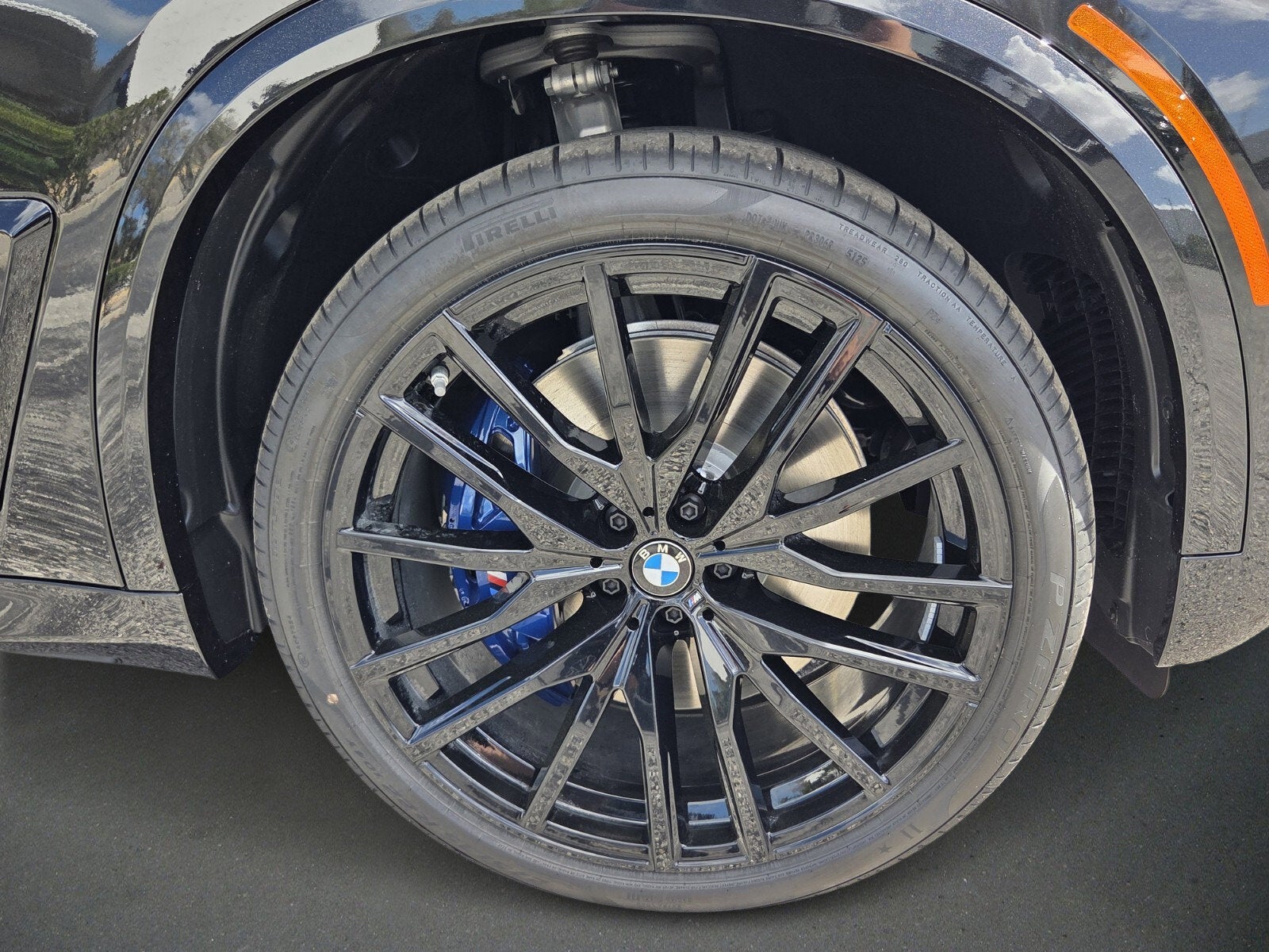 2026 BMW X5 M60i