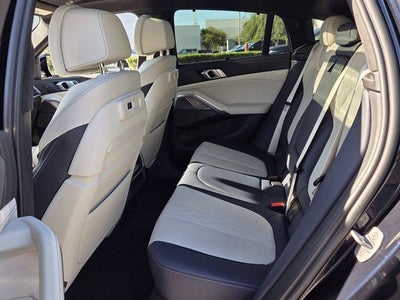 2023 BMW X6 xDrive40i