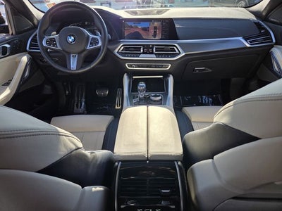 2023 BMW X6 xDrive40i