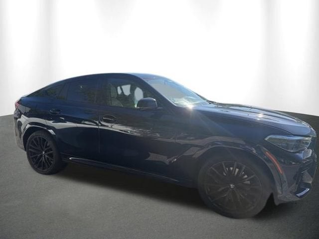 2023 BMW X6 xDrive40i