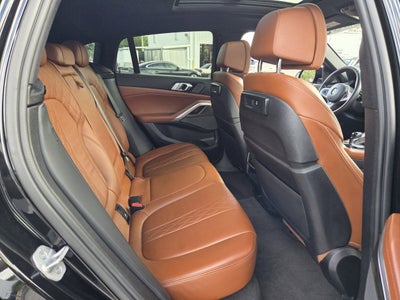 2023 BMW X6 M50i