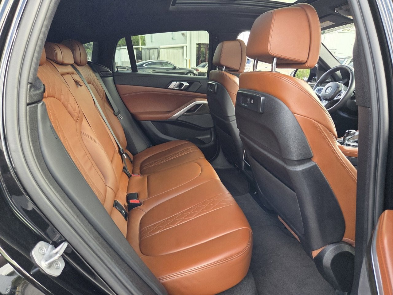 2023 BMW X6 M50i