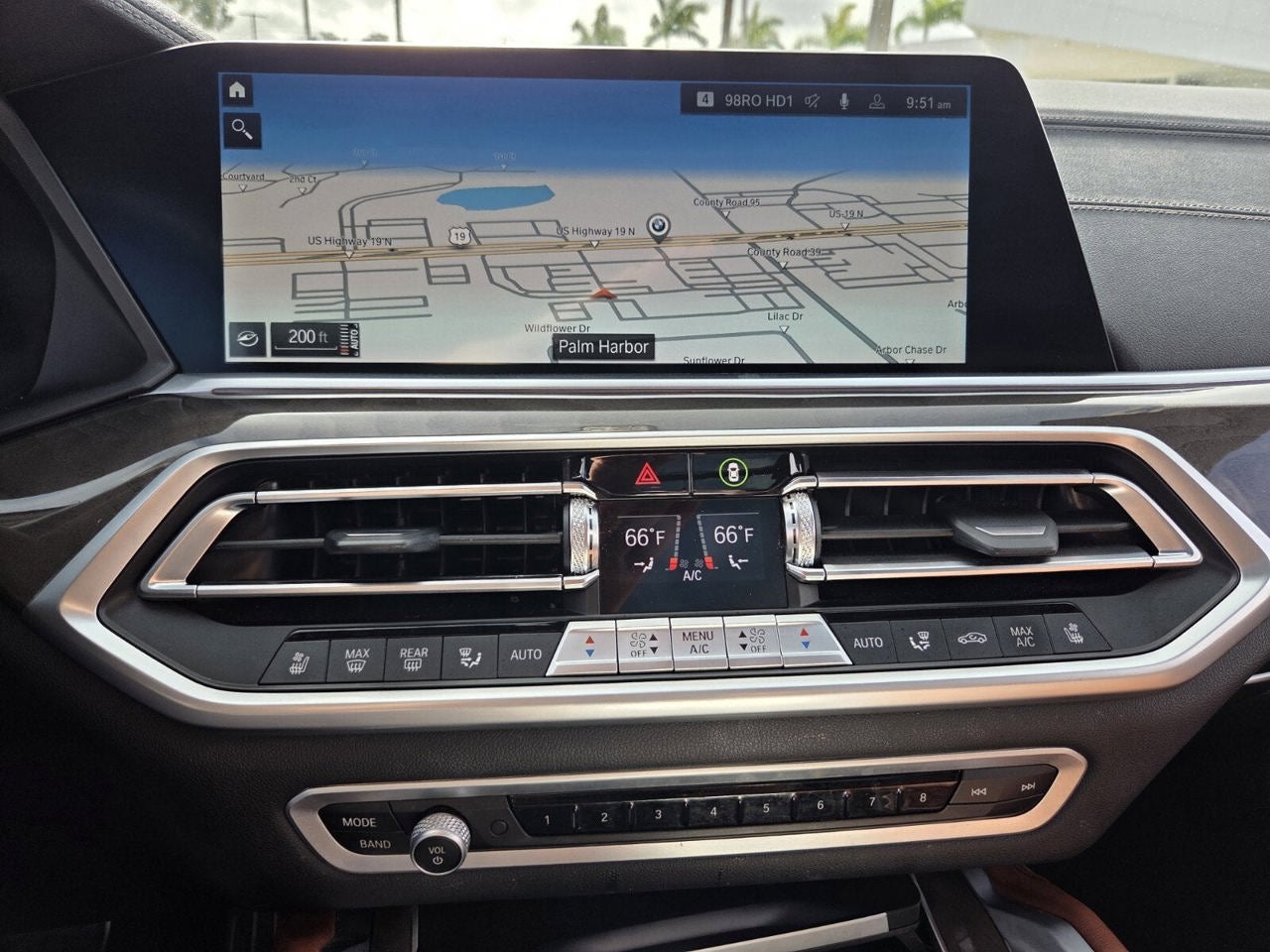 2023 BMW X6 M50i
