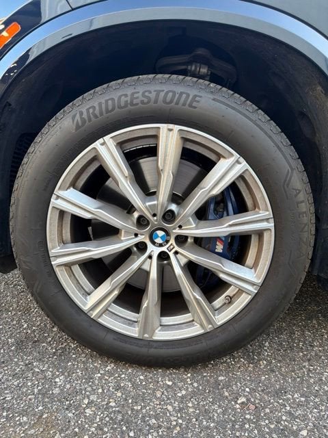 2023 BMW X5 M50i