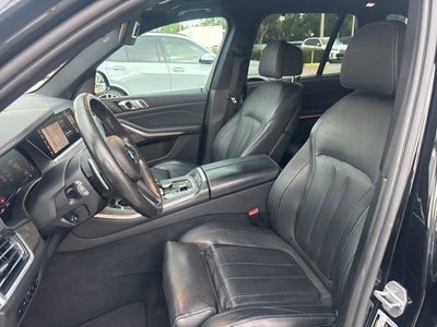 2020 BMW X5 M50i