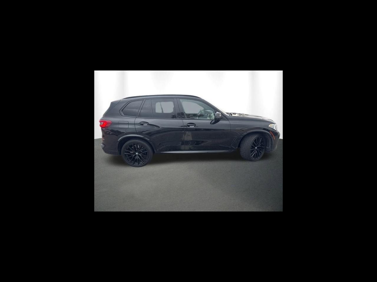 2020 BMW X5 M50i