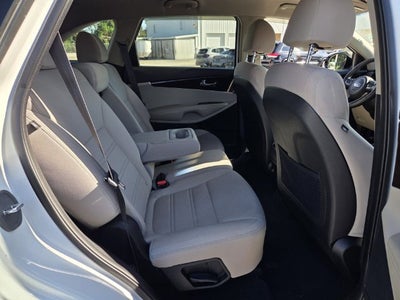 2018 Kia Sorento LX