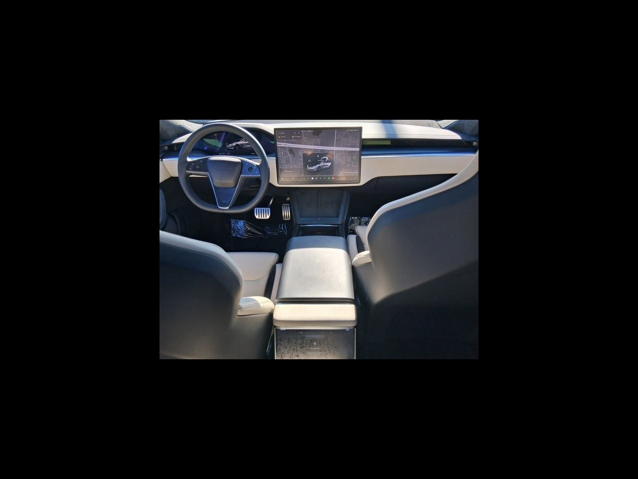 2025 Tesla Model S Plaid