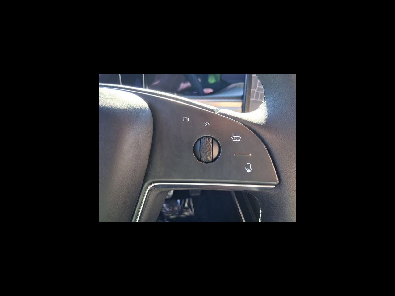 2025 Tesla Model S Plaid
