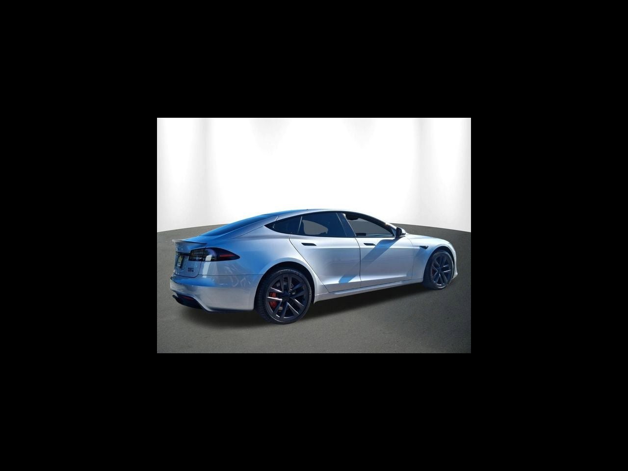 2025 Tesla Model S Plaid