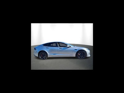 2025 Tesla Model S Plaid