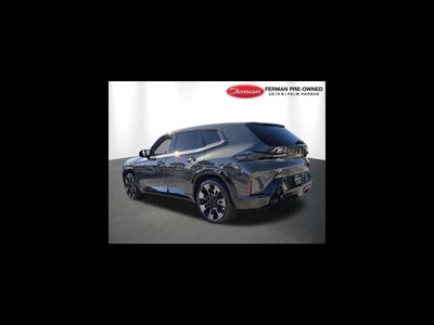 2023 BMW XM Base