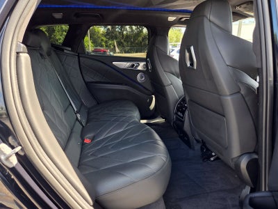 2024 BMW XM Base