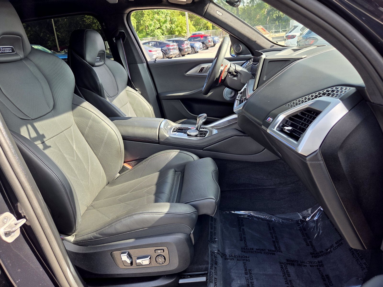 2024 BMW XM Base