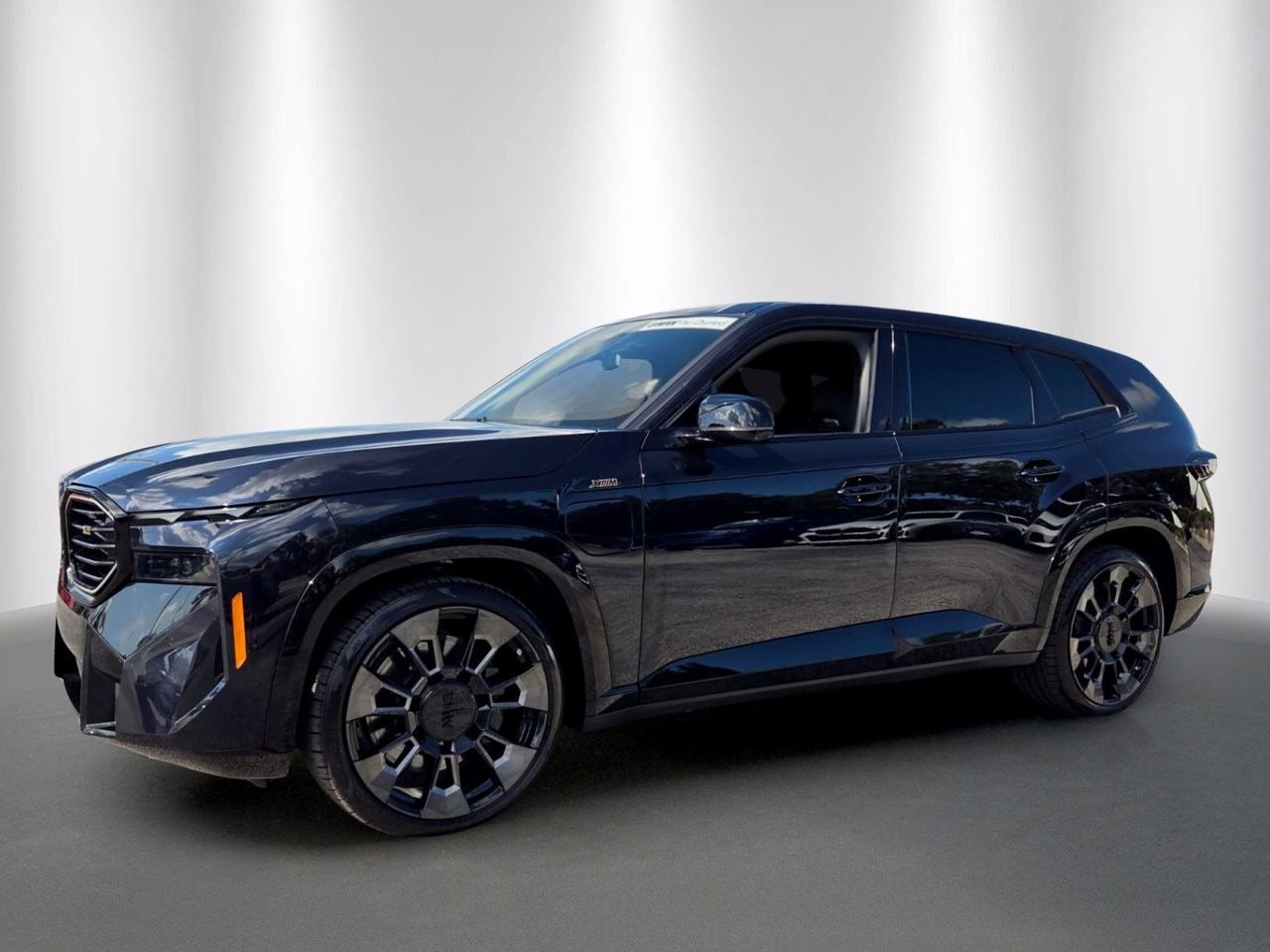 2024 BMW XM Base