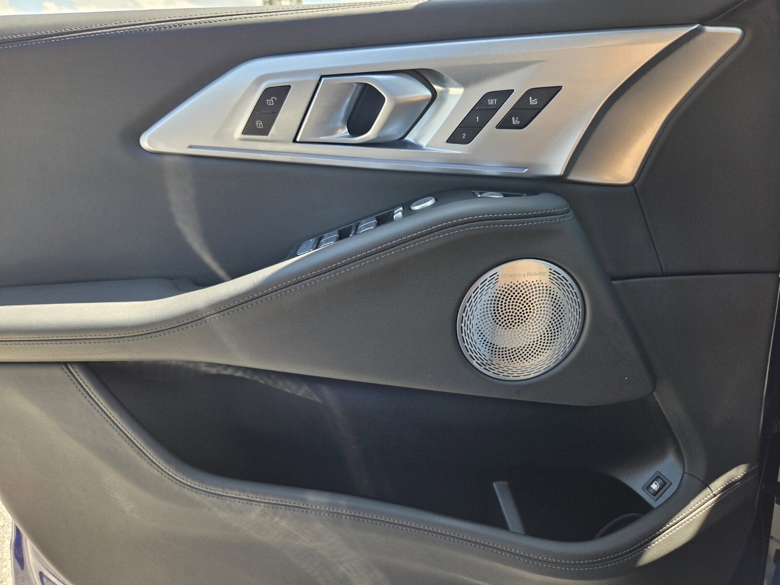 2024 BMW XM Base
