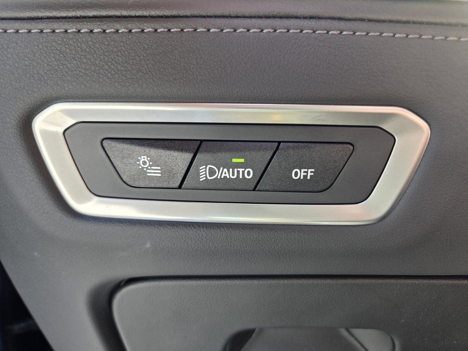 2024 BMW XM Base