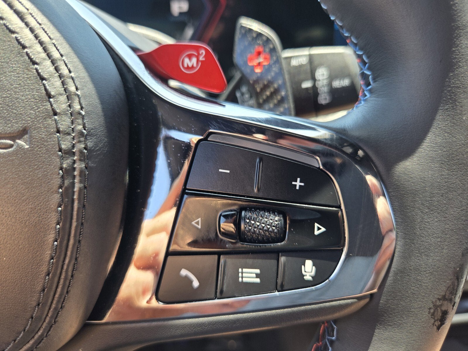 2024 BMW XM Base