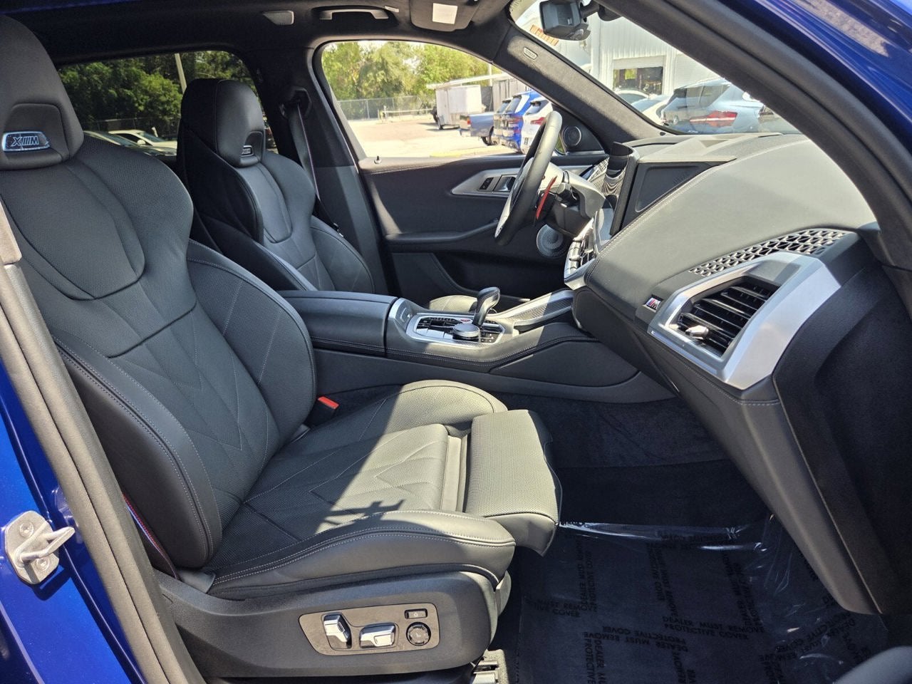 2024 BMW XM Base