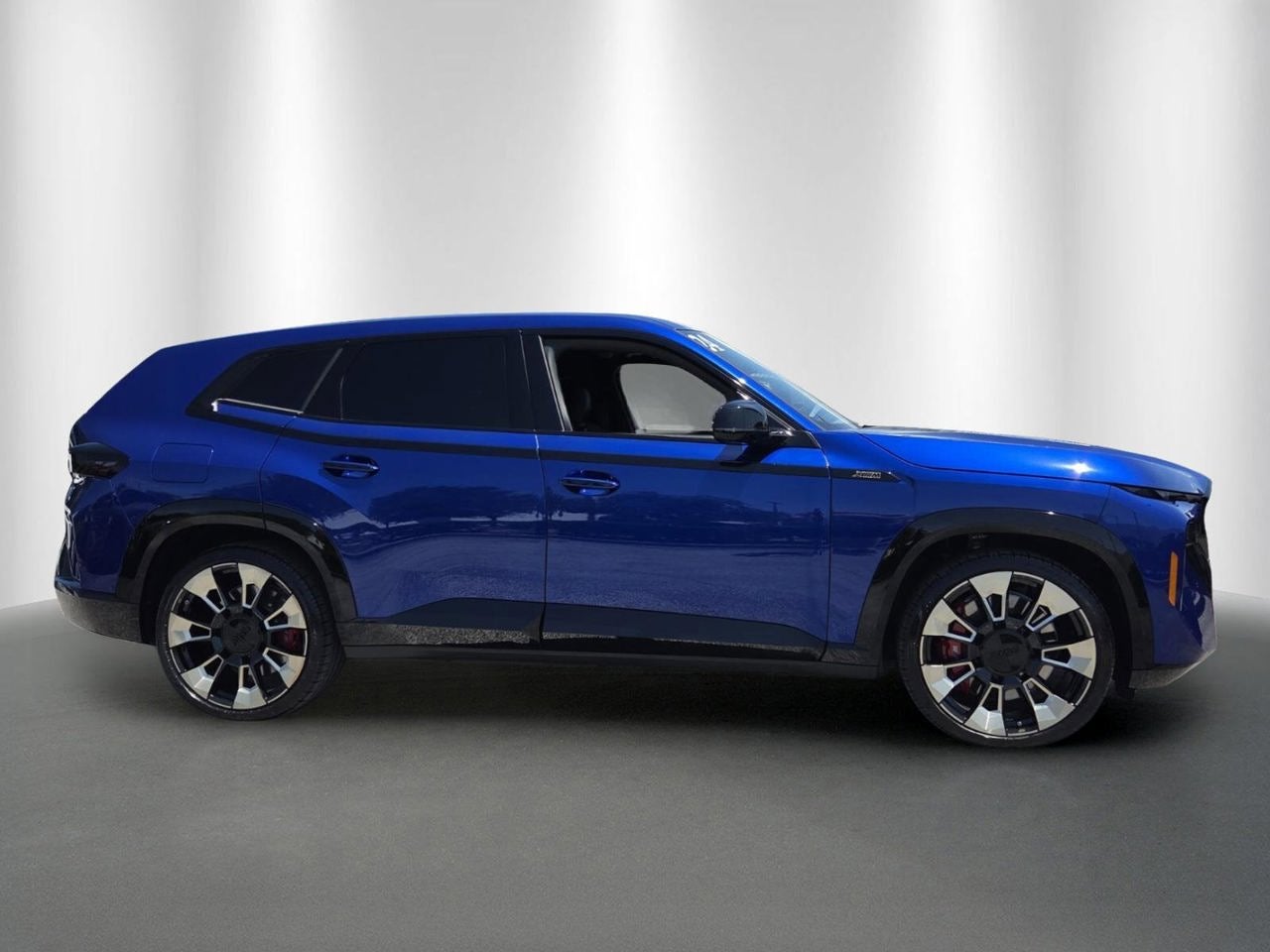 2024 BMW XM Base