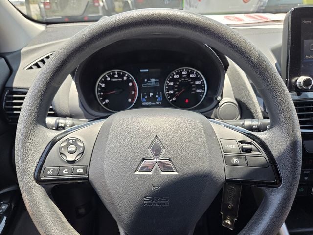 2023 Mitsubishi Eclipse Cross Base