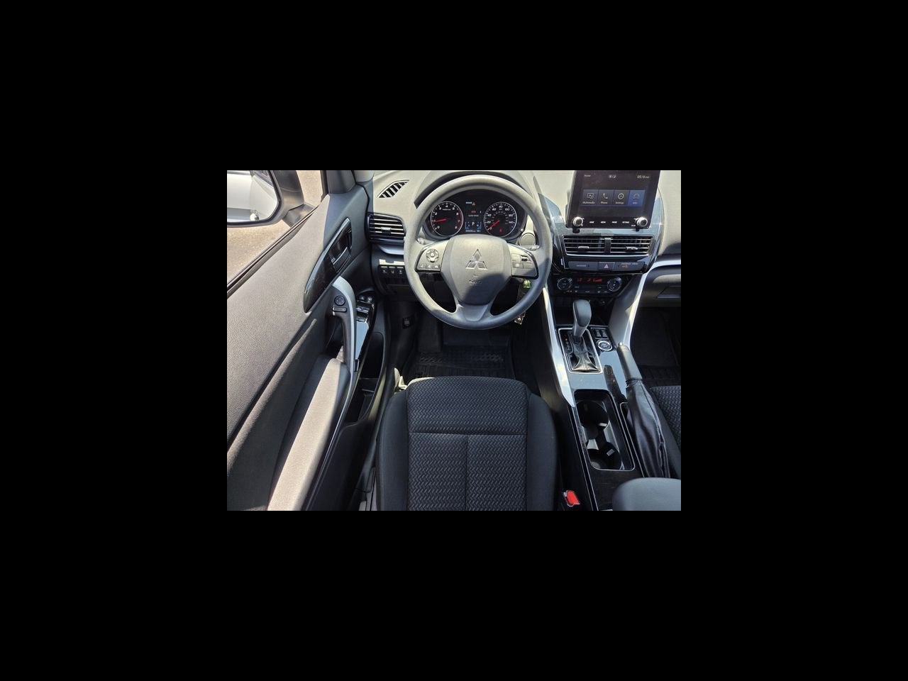 2023 Mitsubishi Eclipse Cross Base