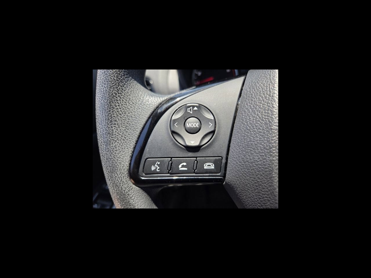2023 Mitsubishi Eclipse Cross Base